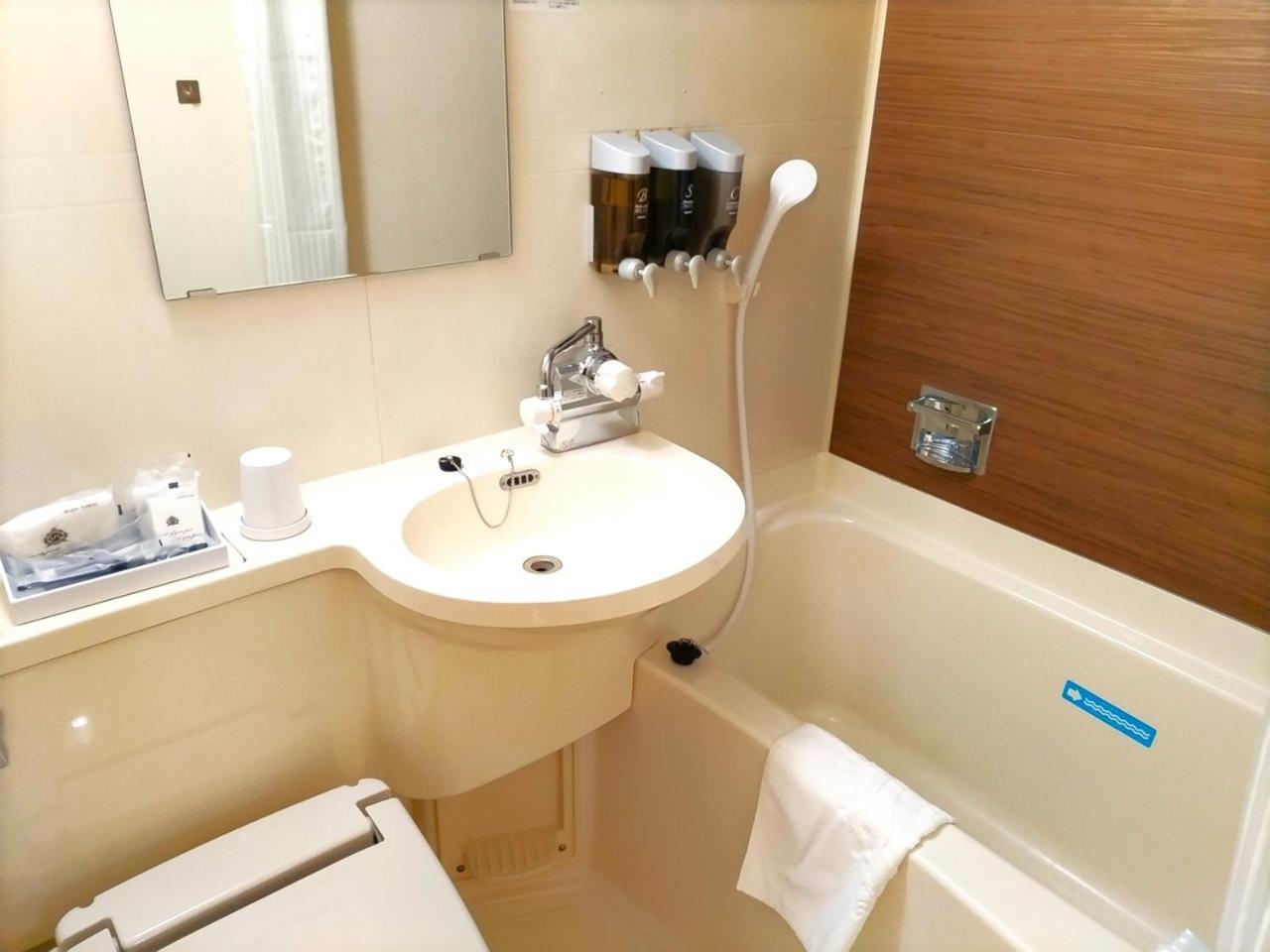 Apa Hotel Tokushima Ekimae Ngoại thất bức ảnh